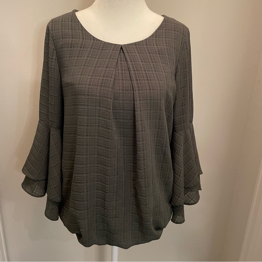 Alyx Olive Plaid Chiffon Bell Sleeve Front Pleat Blouse Women’s Size S
